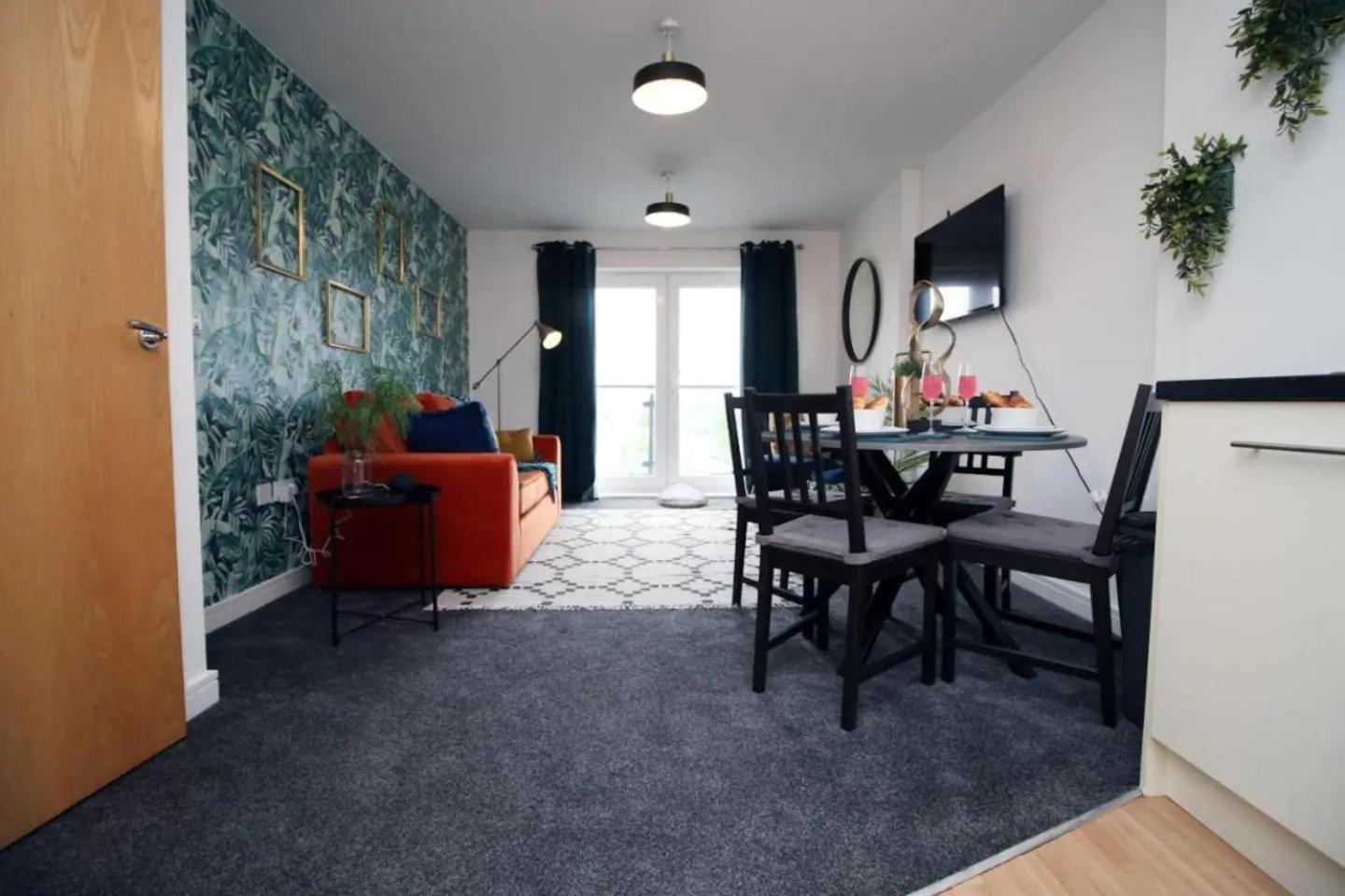 Cohost Partners | Free Parking | 2br | Smart Tv Apartment *