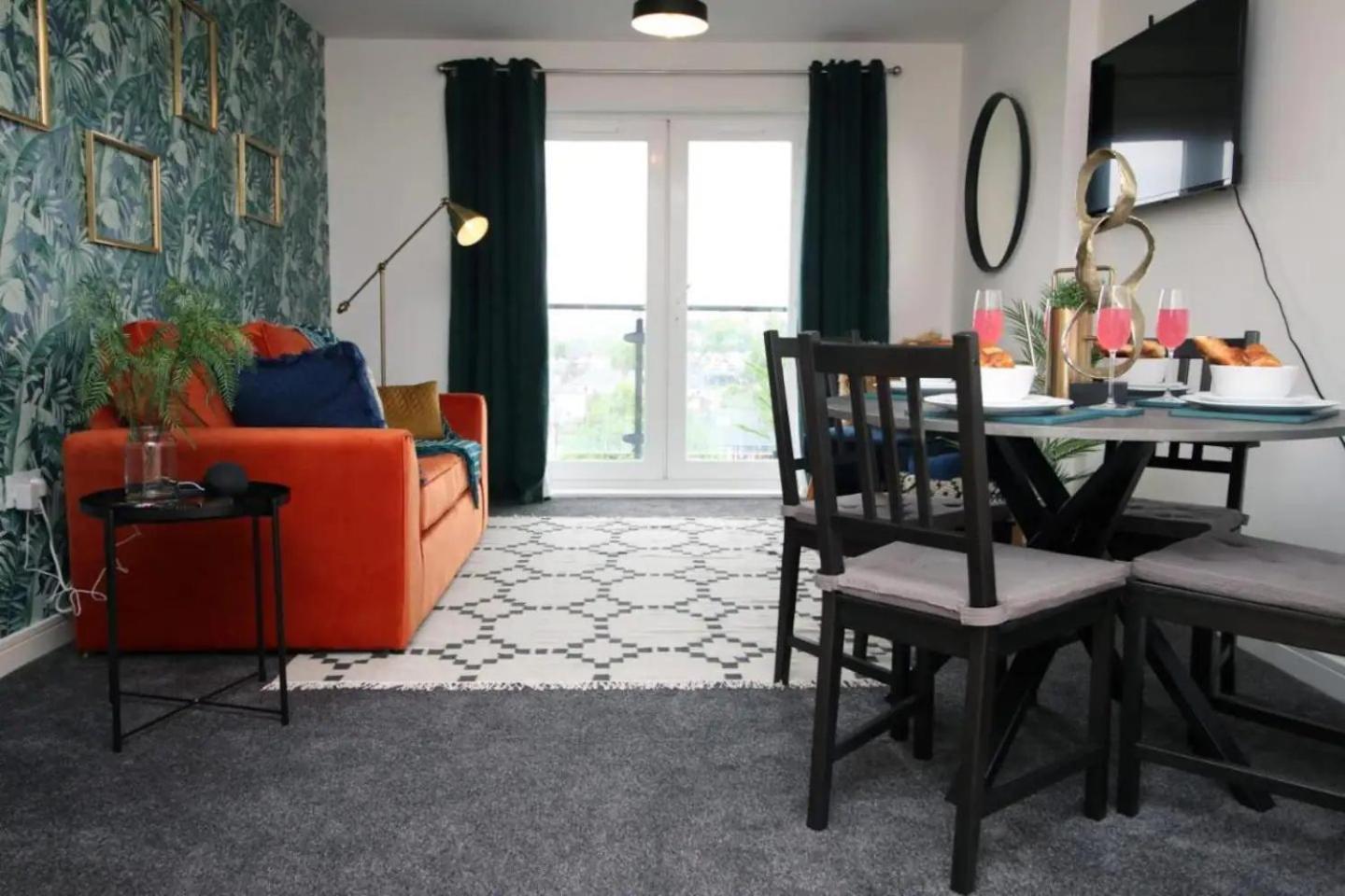 Cohost Partners | Free Parking | 2br | Smart Tv